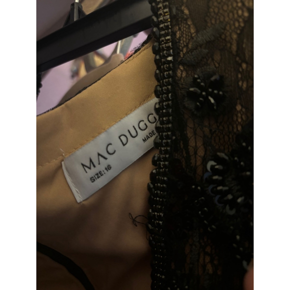 Mac Duggal Black and Tan V-Neck Long Sleeve Gown - Picture 5 of 5